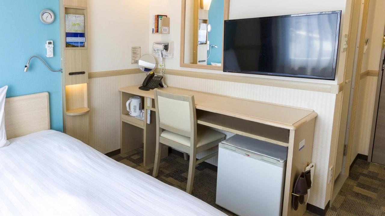 Toyoko Inn Shin-Fuji-Eki Minami-Guchi Fuji  Exterior foto